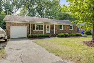 1386 Fairfield Ave