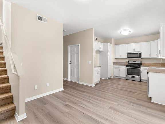 5th image of 25915 Cornell St Unit 107