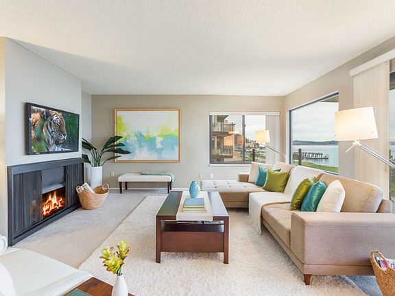 4th image of 1737 Harbor Ave SW #305