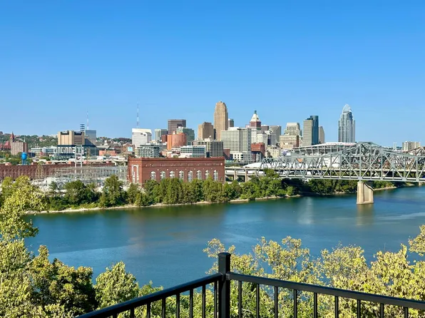 936 John St, Covington, KY 41011
