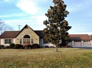 708 Country View Rd, Rural Retreat, VA 24368