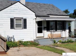 6214 S 30th St, Omaha, NE 68107