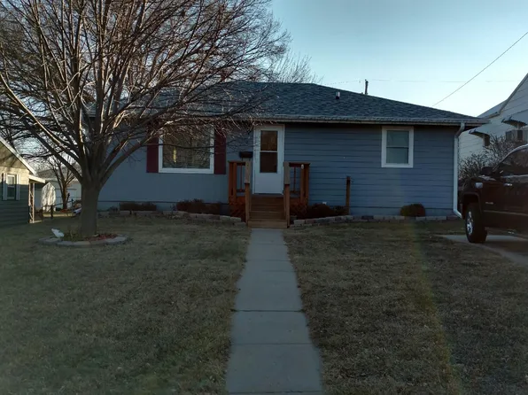 910 E F St, McCook, NE 69001