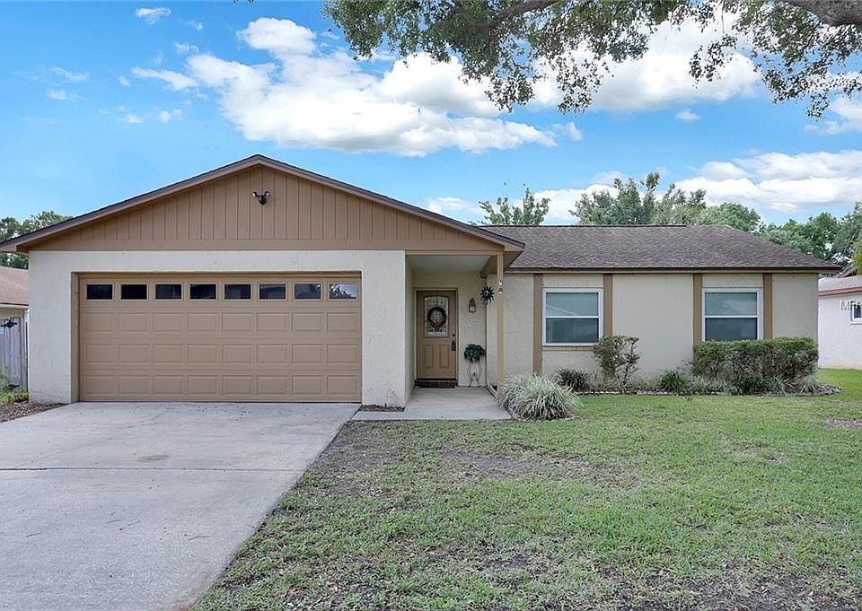 1st image of 15427 Brushwood Dr