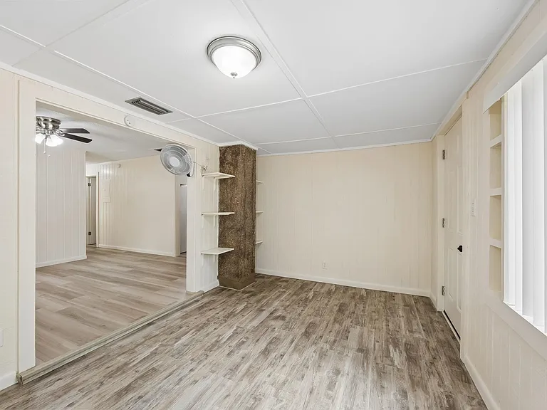 2113 Silver Lake Dr — Photo 10