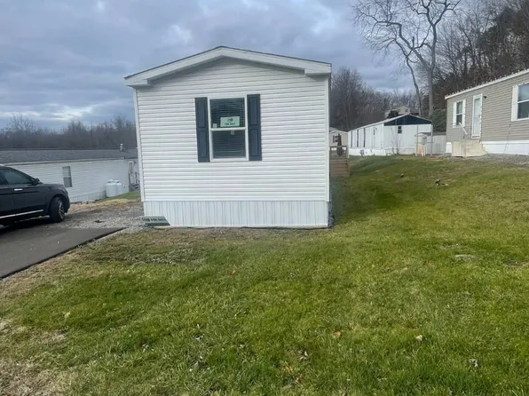 404 Canterbury Ln Lot 34, Renfrew, PA 16053