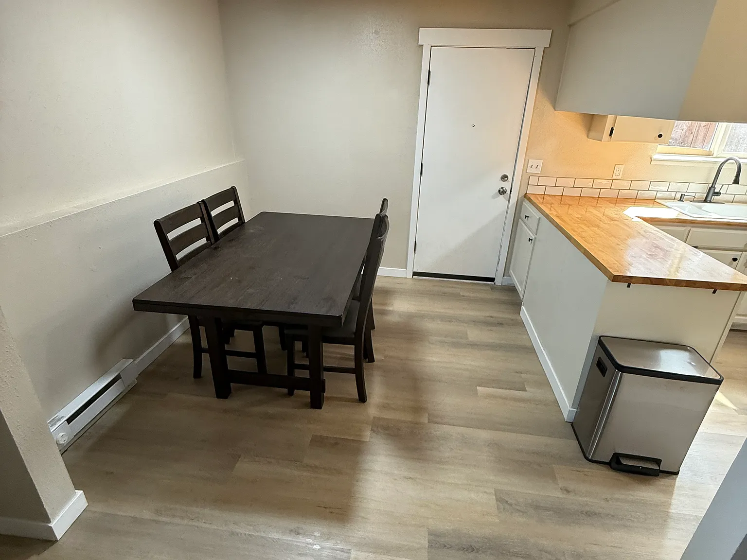 2 bed, 972 sqft, $1,795 — Photo 4
