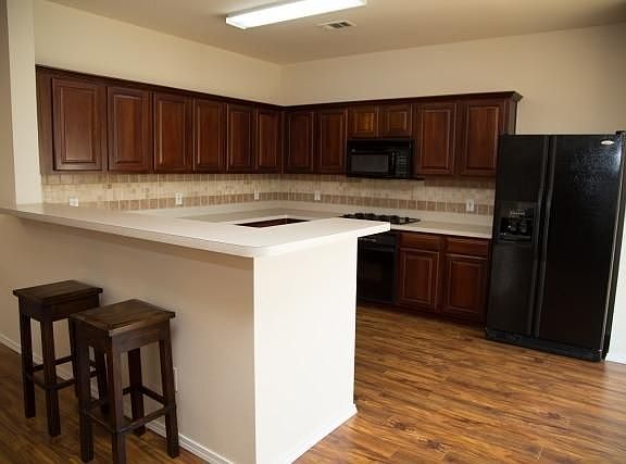 5th image of 9321 Lenox Dr
