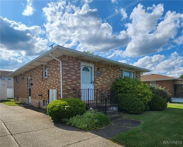 122 Saint Felix Ave, Cheektowaga, NY, 14227
