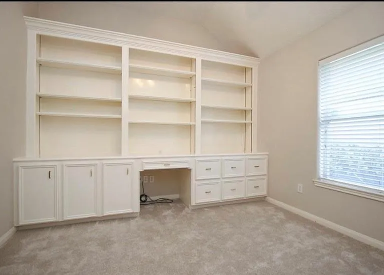 1110 Parkhaven Ln — Photo 8
