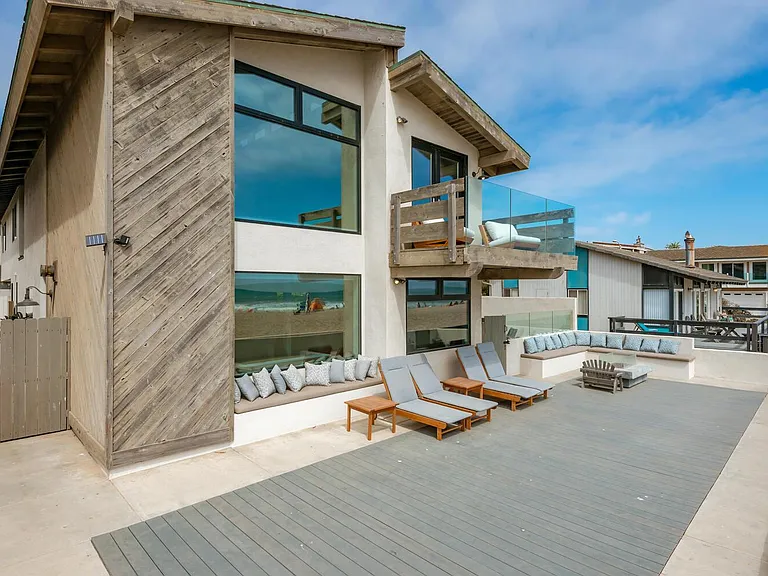 Beach front deck and seating areas