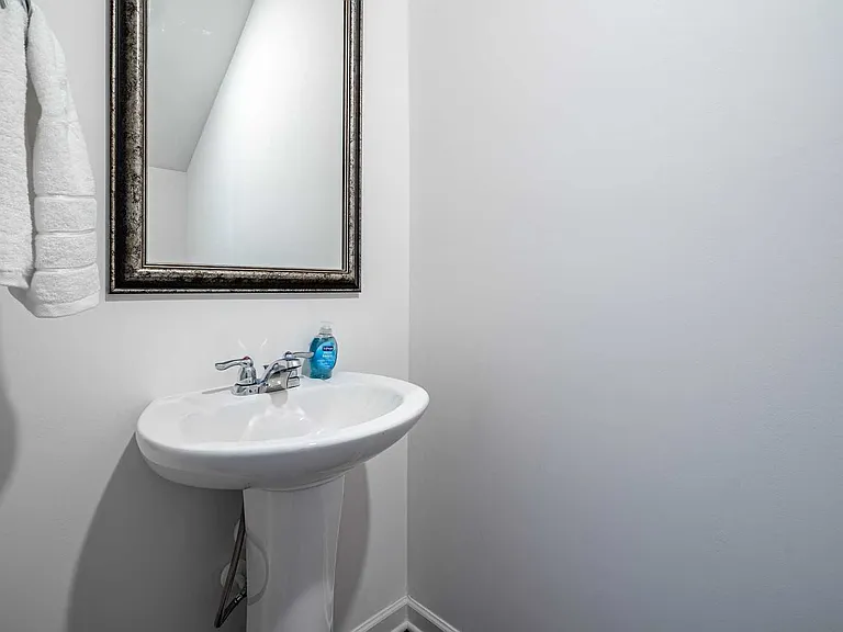 8317 Hunters Grove Rd — Photo 11