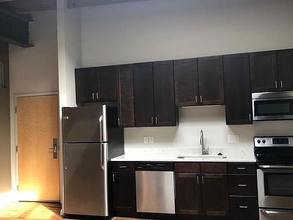 3rd image of 11 E 6th Ave Unit 202