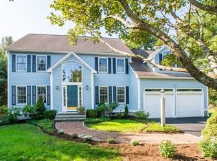 9 Newport Ln, Medfield, MA 02052