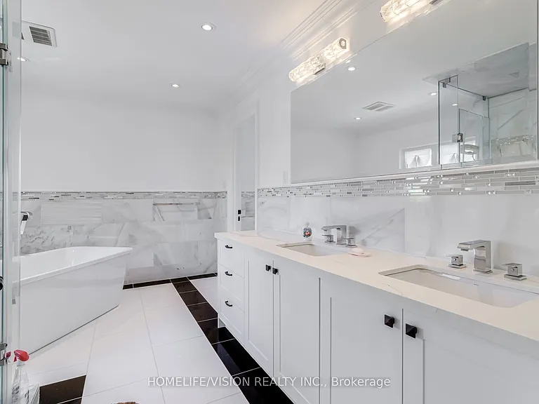 28 Moore Park Ave — Photo 13