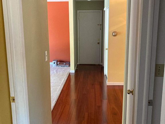 4th image of 209 Fair St APT 2