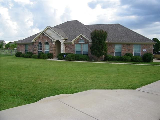 1st image of 171 Pepperbush Ln