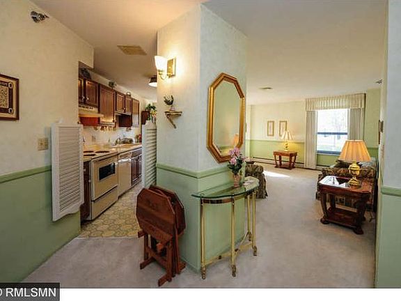 3rd image of 6615 Lake Shore Dr S APT 116