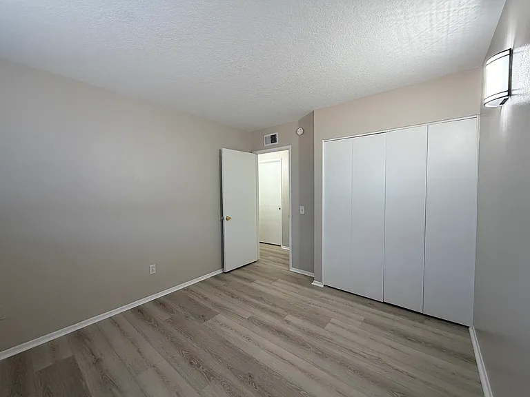 680 Magnolia Ave — Photo 16