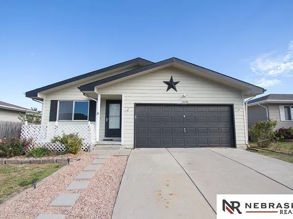 2608 NW Chambers Dr, Lincoln, NE 68524