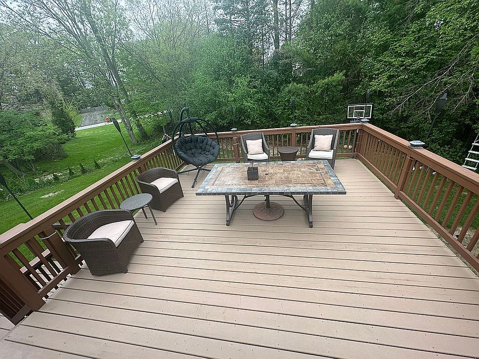 1st image of 4300 Whitebirch Dr