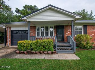 700 Dennis Rd, Jacksonville, NC 28546