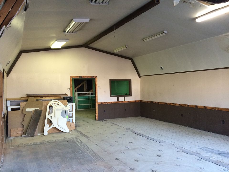2nd image of 3 Park Sq