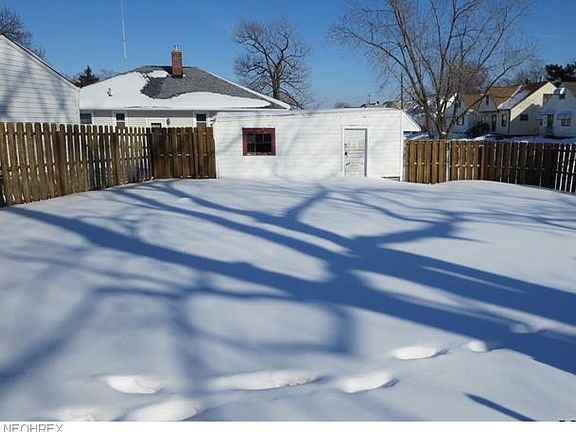 2nd image of 5395 E 111th St
