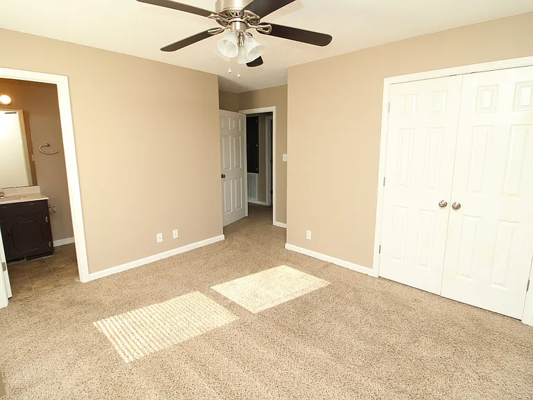 1920 Timberline Cir — Photo 7