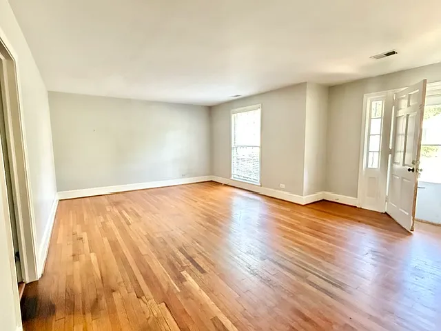 600 W Cedar St — Photo 3