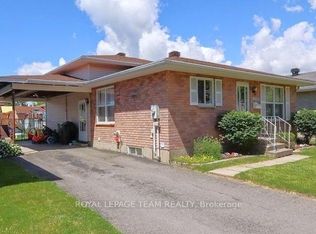 1728 Branch Dr, Cornwall, ON K6J 5S9