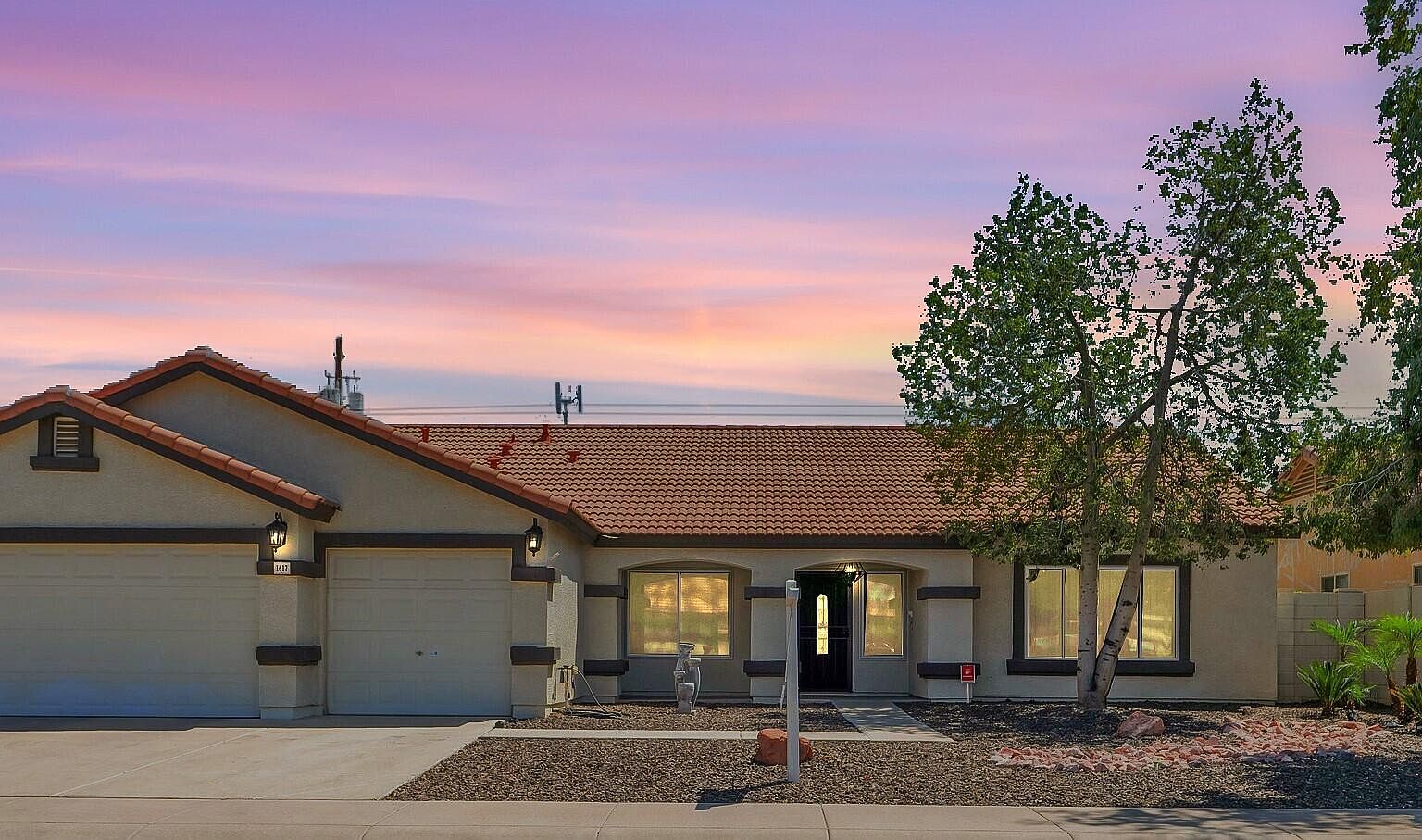1617 E FREMONT Road, Phoenix, AZ 85042 | Zillow