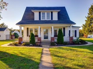 1289 Mountain View Rd, Stafford, VA 22554