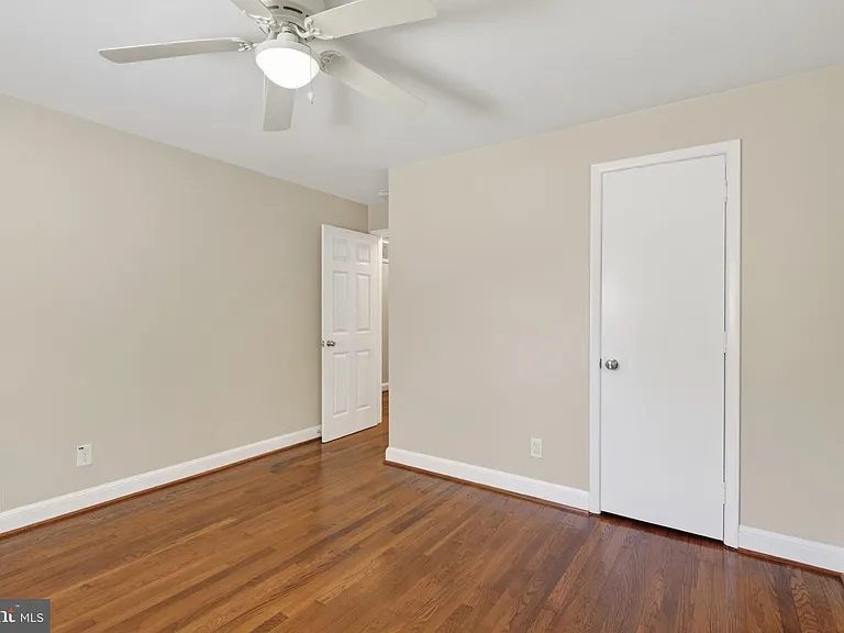 7216 Carol Ln — Photo 18