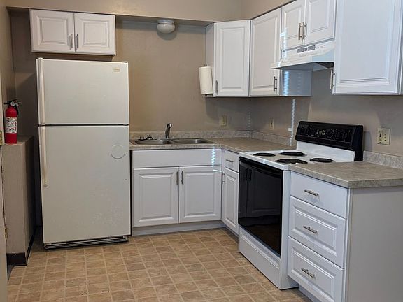 2nd image of 1817 Howell St APT 4