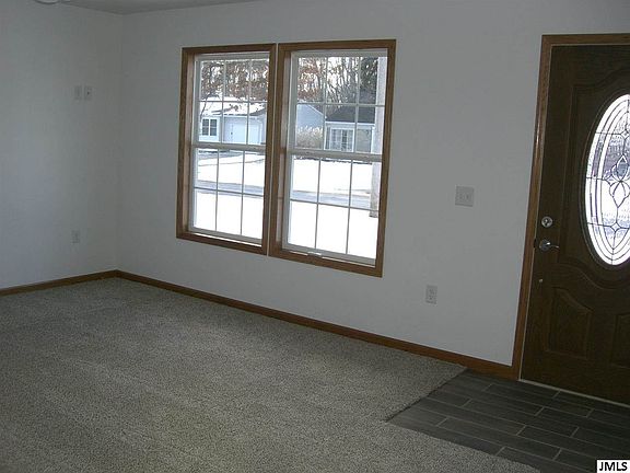 2nd image of 3441 Cambridge Ave
