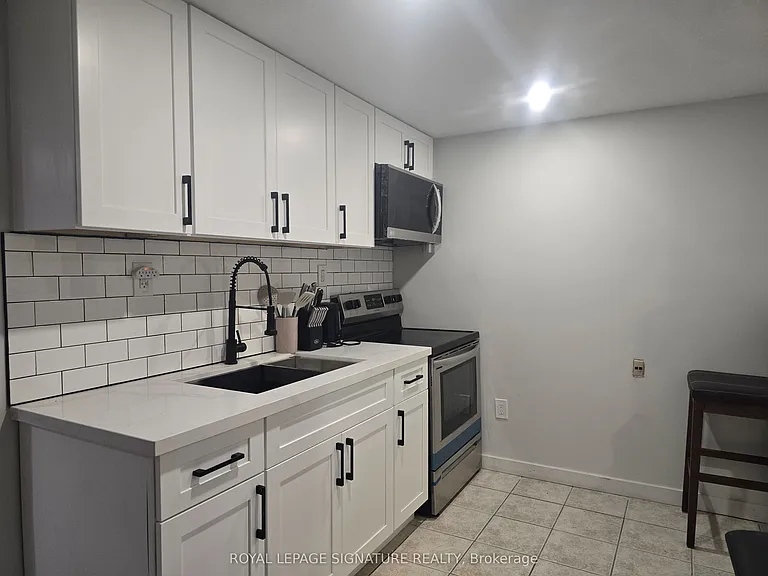 211 Glen Hill Dr #LOWER — Photo 8