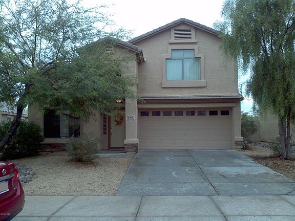 2nd image of 2767 S 160th Ln