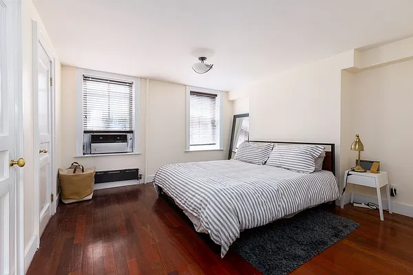 Rented by Compass | media 9