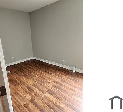 8008 S Escanaba Ave #1-2 — Photo 9