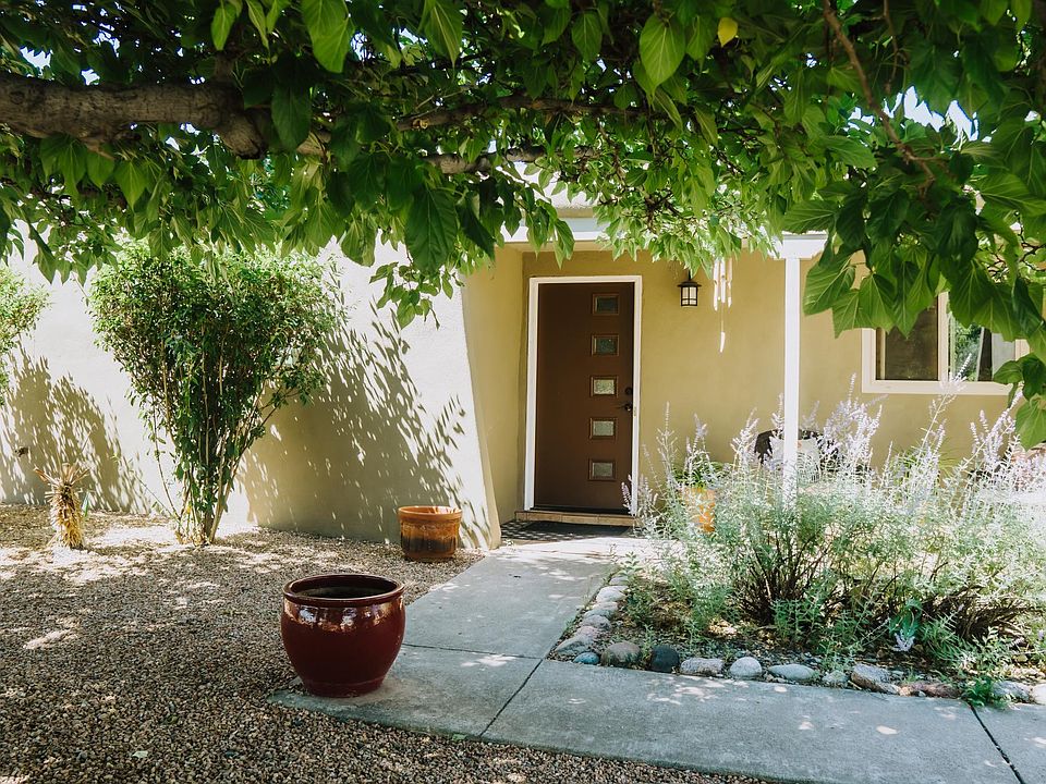 1st image of 2500 Camino Cabestro