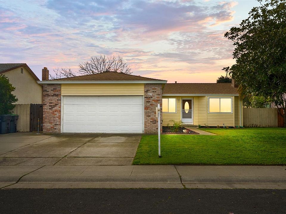 1st image of 523 Blue Wing Drive