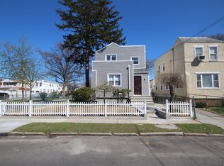 13901 232nd St, Laurelton, NY 11413