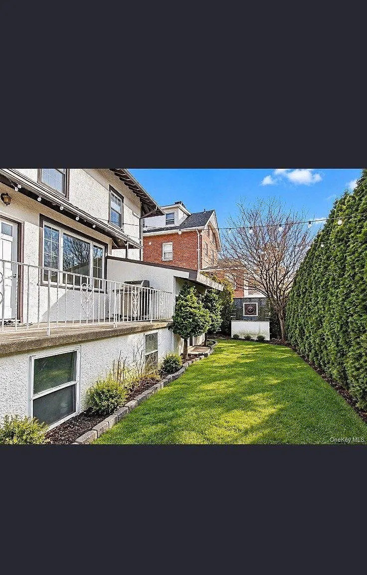 5 bed, 2.0 bath, 3000 sqft, $6,500 — Photo 3