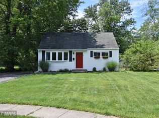 6639 Barrett Rd, Falls Church, VA 22042