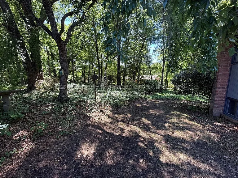 1507 Pinehurst Dr — Photo 18