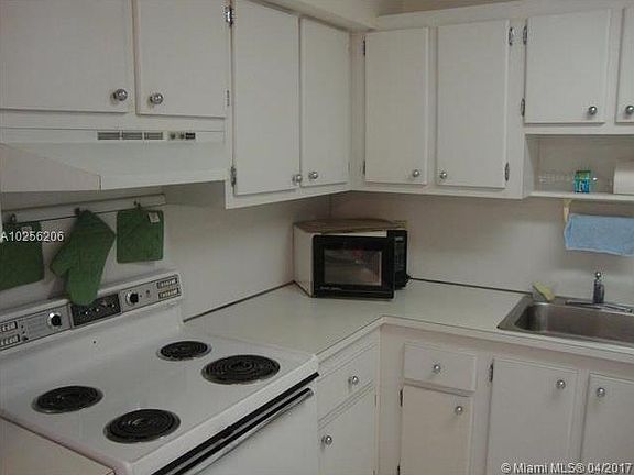 4th image of 1200 NE Miami Gardens Dr APT 708W