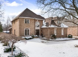 6204 Regal Springs Dr, Louisville, KY 40205