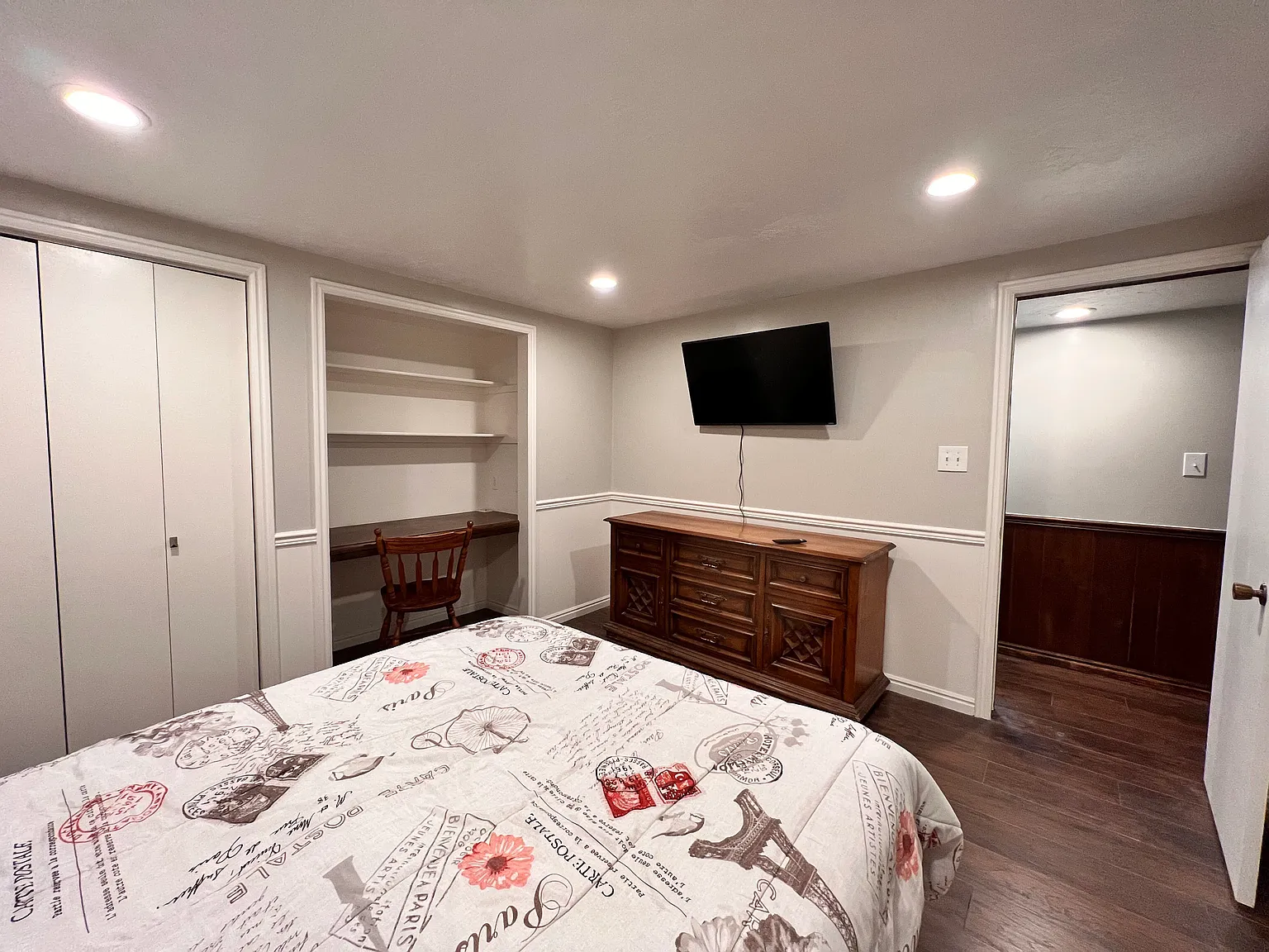5 bed, 3600 sqft, $3,600 — Photo 2