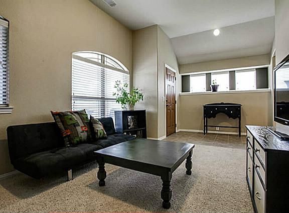 5th image of 2429 Thunderbrook Dr
